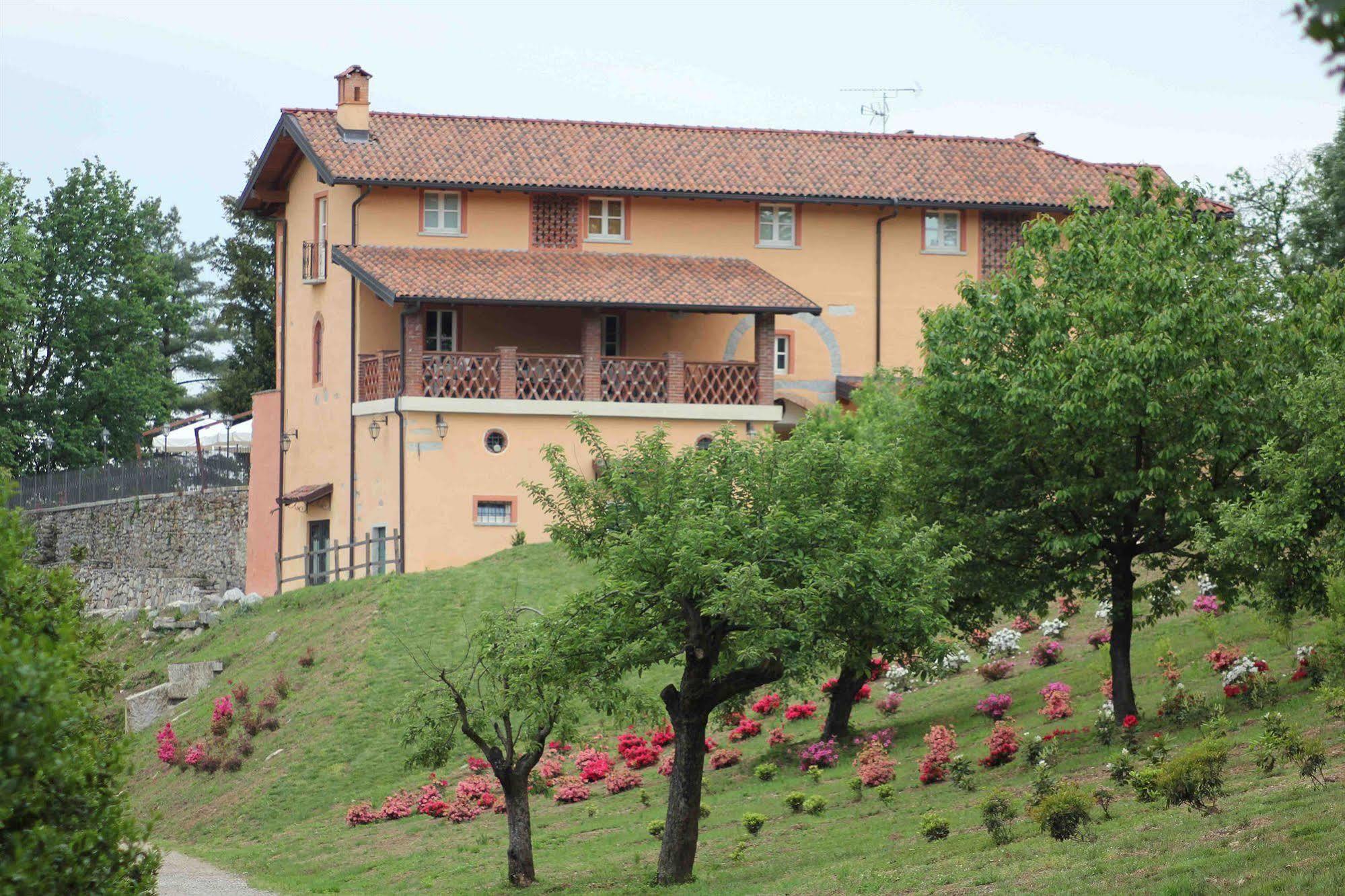 Tenuta Montezeglio Country Family House Invorio Inferiore Exterior photo